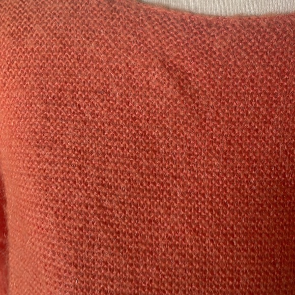 Eileen fisher sweater in EUC - Picture 2 of 4
